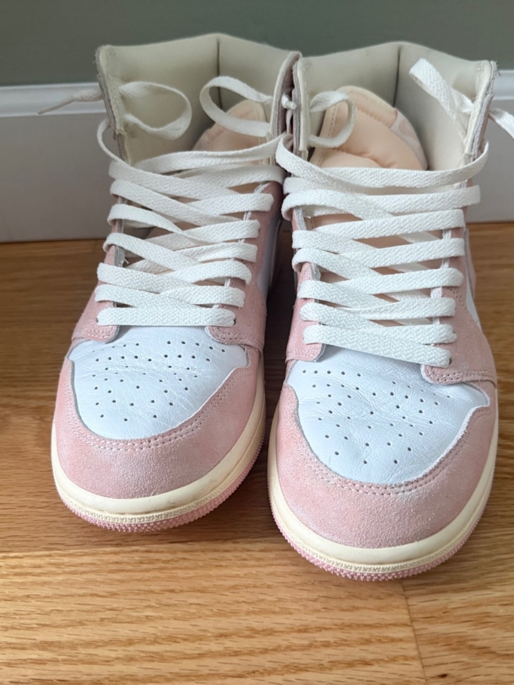 Jordan 1 washed pink (worn once)